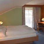 Adlerhof شقة لوتاش