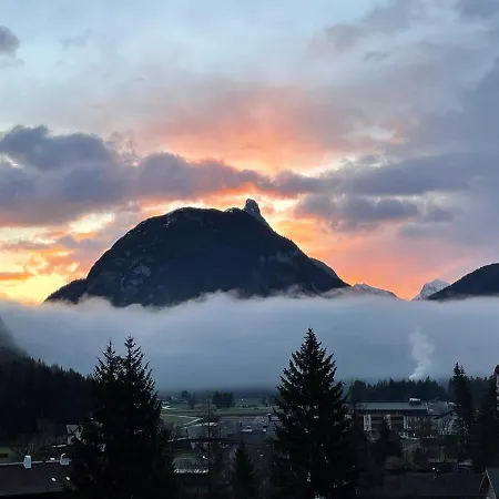 阿德霍夫酒店 公寓