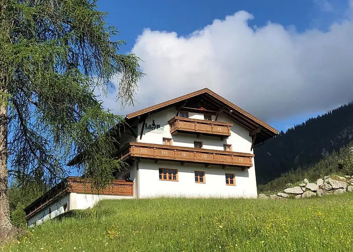 Adlerhof ロイタシュ