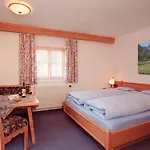 דירה Adlerhof ליוטאש
